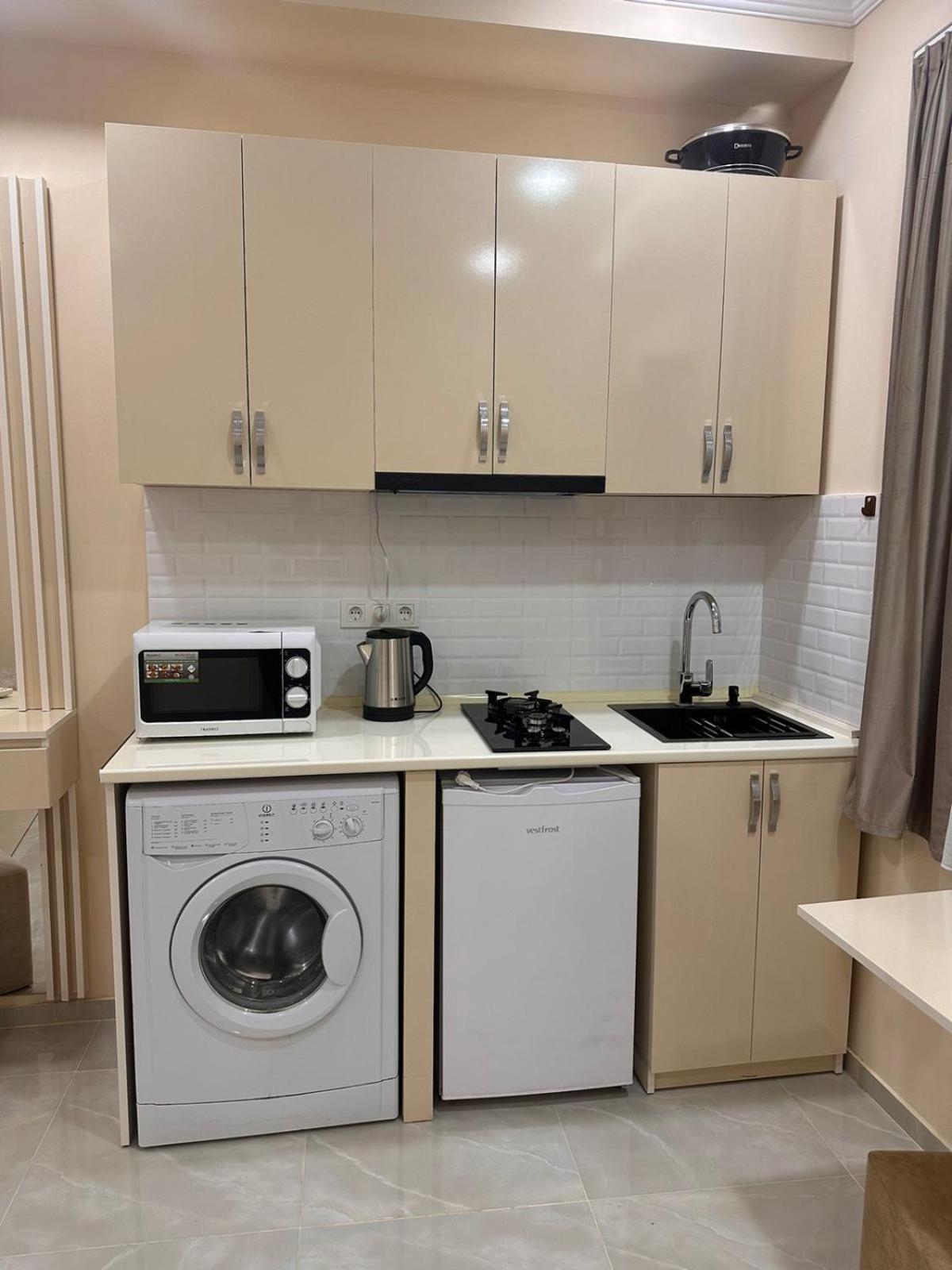 Nikas Apartment Тбилиси Экстерьер фото